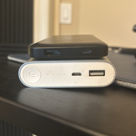 Power Banks - Picture 2 of 2